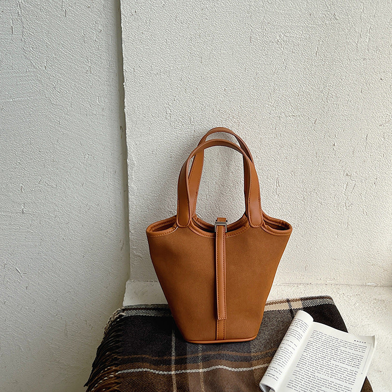 Women's Fashion Temperament Large Capacity Shoulder Bag - LARUNVIK
