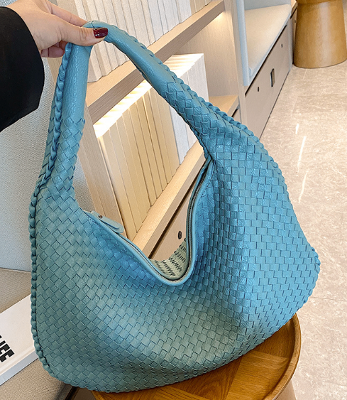 STEPHIECATHY Women's Woven Leather Hobo Handbag (One Item) - LARUNVIK