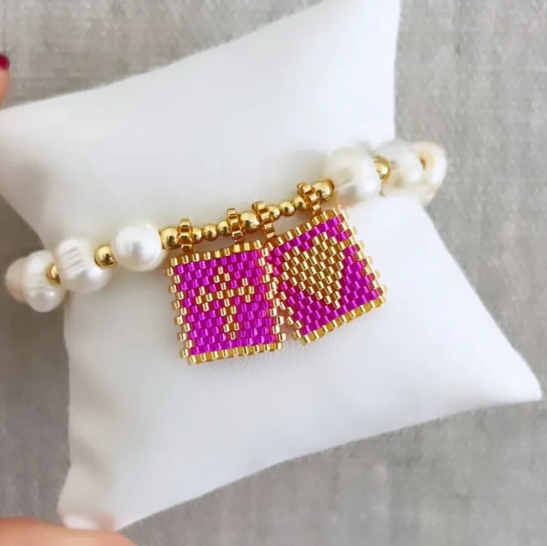 Sacred Freshwater Pearl Scapular Bracelet - LARUNVIK