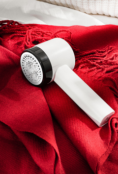 Fabric Shaver and Lint Remover for Clothes