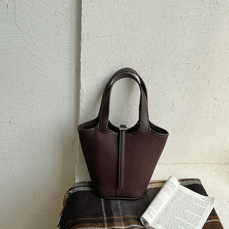 Women's Fashion Temperament Large Capacity Shoulder Bag - LARUNVIK