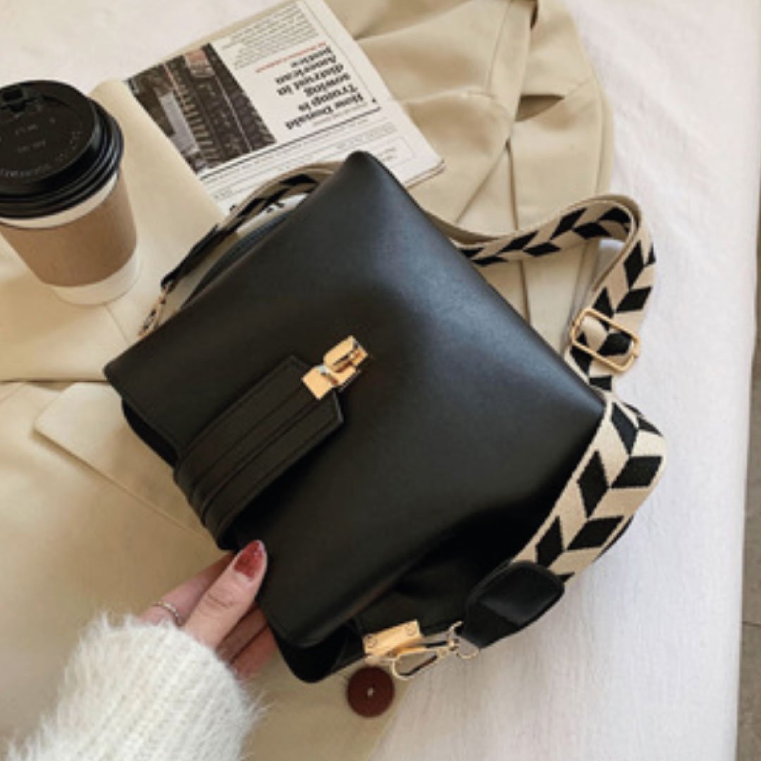 Checkered Shoulder Bag - LARUNVIK