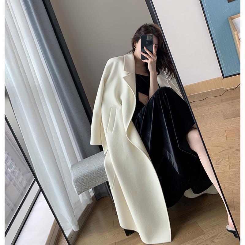 High-End White Woolen Coat for Women in Autumn/Winter - LARUNVIK